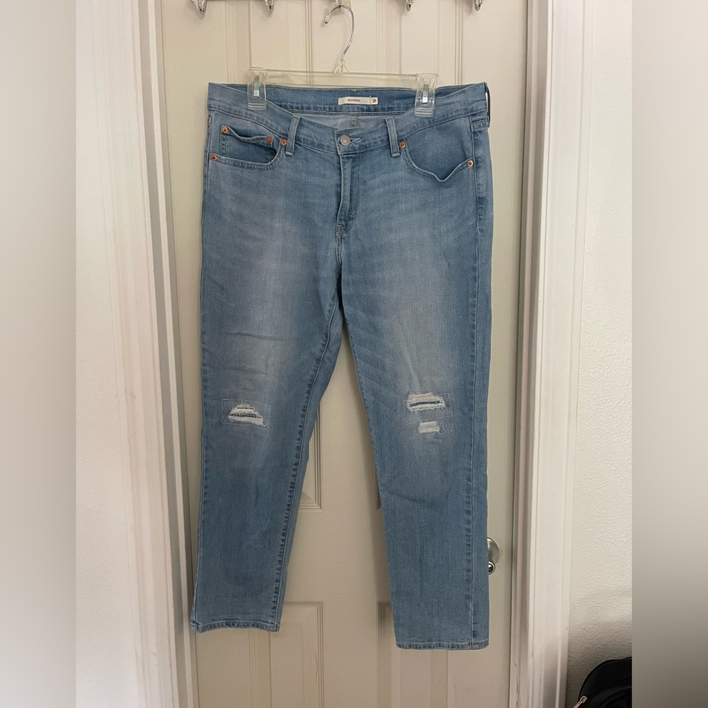 Levi’s Women’s Boyfriend Jeans Size 31